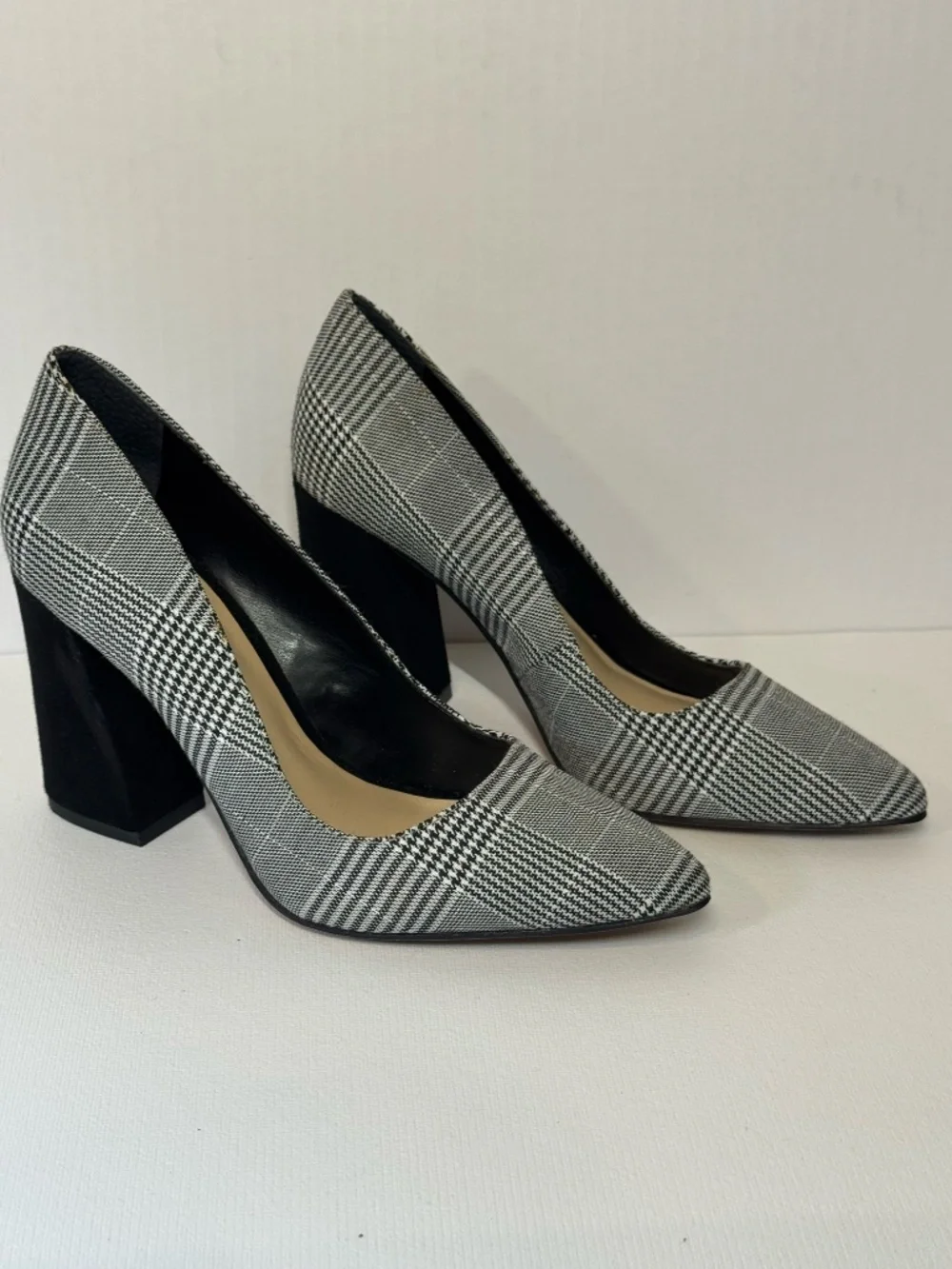 Vince Camuto Plaid Block Heel Pumps Size 6.5 Black White Glen Plaid Pointed Toe